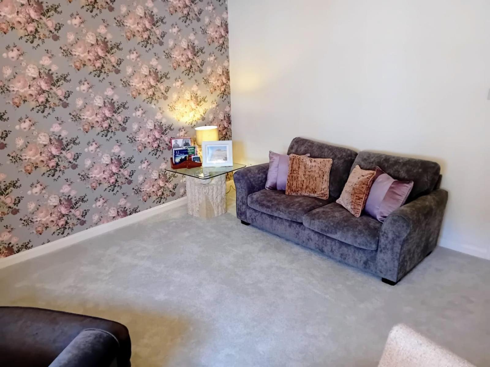 Alnwick Town Centre Apartment Exterior photo